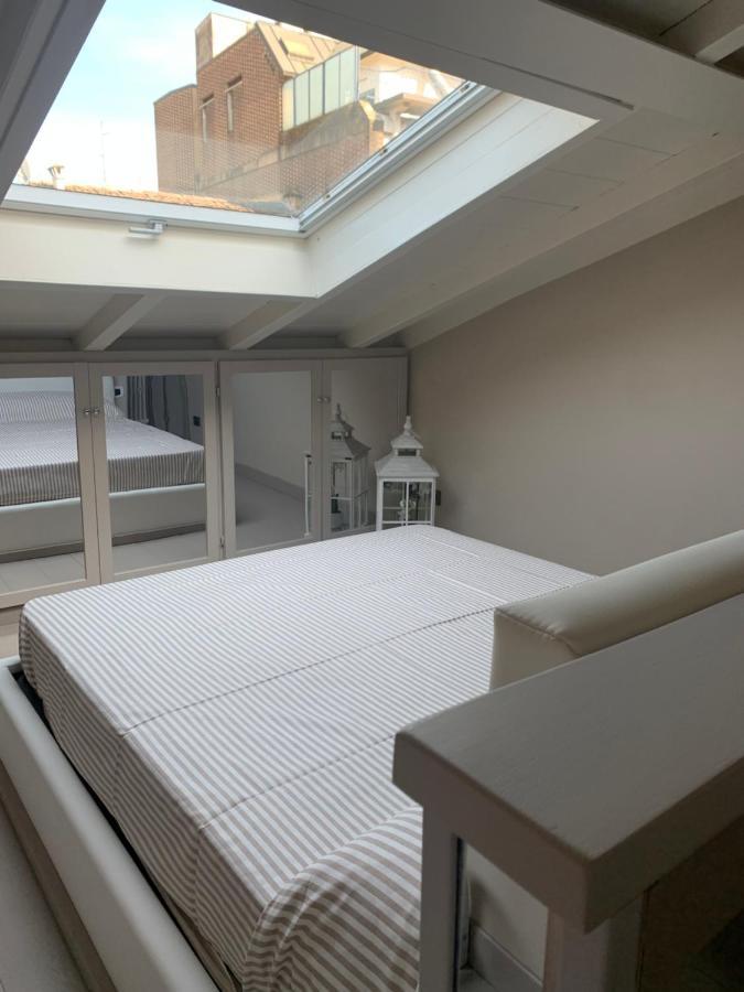 Maison Del Ducato “Cavour 24” بارما المظهر الخارجي الصورة