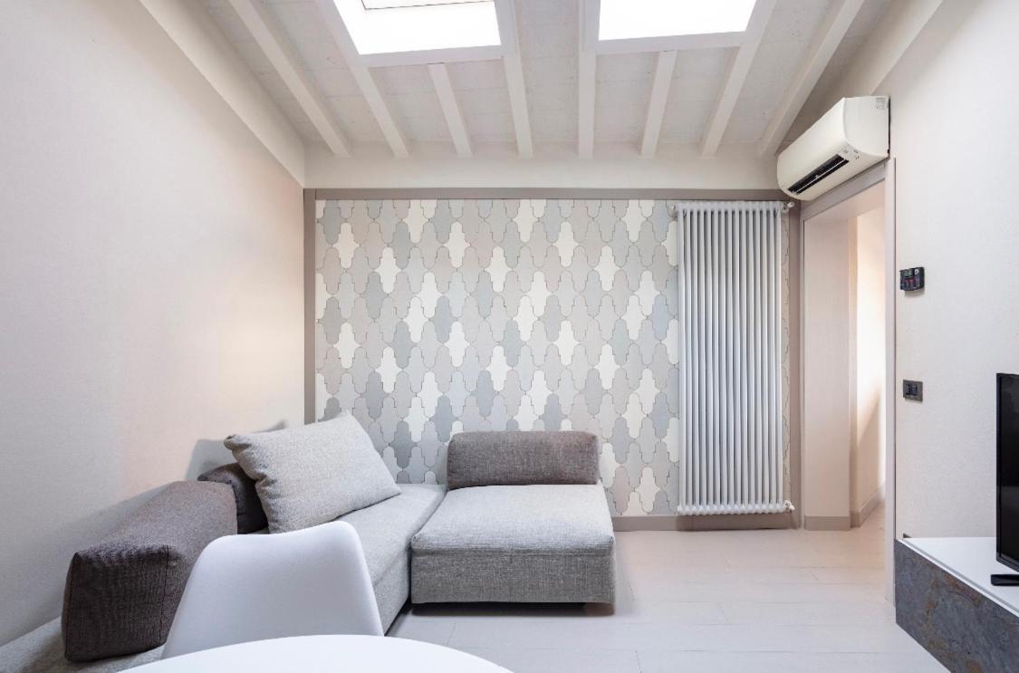 Maison Del Ducato “Cavour 24” بارما المظهر الخارجي الصورة