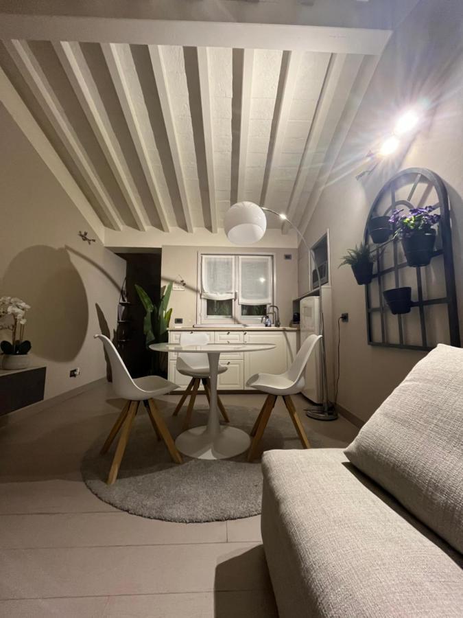 Maison Del Ducato “Cavour 24” بارما المظهر الخارجي الصورة